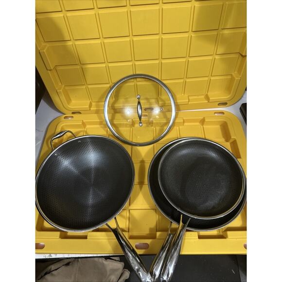 Hexclad Other - HEXCLAD 4 Piece Nonstick Stainless Steel Pot/Pan Set Wok 10 12 Lid MSRP $600